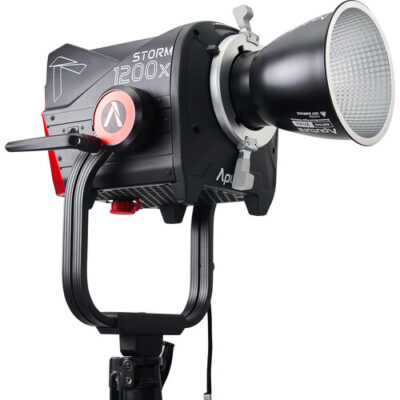 Aputure STORM 1200x LED (With CF12 Fresnel and Barndoors)